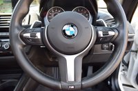 USED 2017 17 BMW 2 SERIES 2.0 220I M SPORT 2d 181 BHP SUNROOF / H&K / GENUINE CARBON