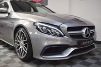 USED 2015 15 MERCEDES-BENZ C-CLASS 4.0 AMG C 63 PREMIUM 5d 469 BHP LOW MILES / PREMIUM PLUS