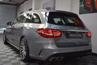 USED 2015 15 MERCEDES-BENZ C-CLASS 4.0 AMG C 63 PREMIUM 5d 469 BHP LOW MILES / PREMIUM PLUS