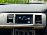 USED 2013 13 JAGUAR XF 3.0 D V6 PREMIUM LUXURY 4d 240 BHP 