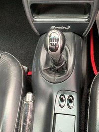 USED 2001 51 PORSCHE BOXSTER 3.2 S 2d 248 BHP STUNNING PORSCHE BOXSTER 986 'S' MANUAL CONVERTIBLE - GUARDS RED WITH BLACK ALLOYS AND BLACK ROOF AND FULL BLACK LEATHER - FULL SERVICE HISTORY