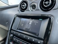 USED 2016 16 JAGUAR XJ 3.0 D V6 PORTFOLIO L 4d 296 BHP 