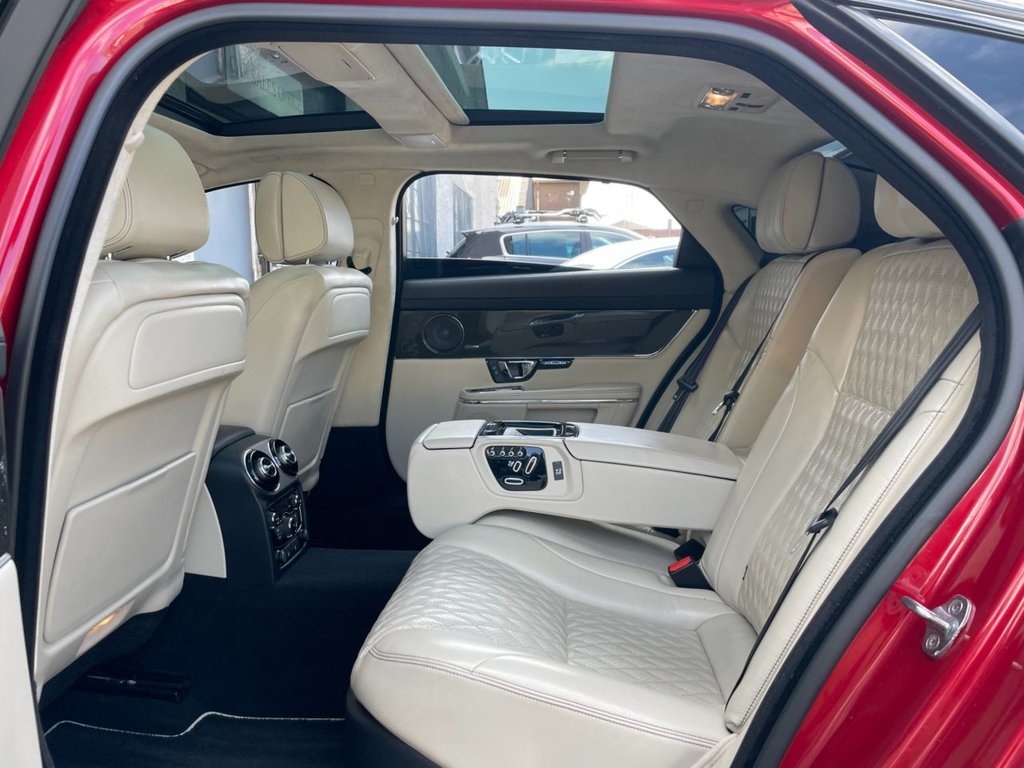 USED 2016 16 JAGUAR XJ 3.0 D V6 PORTFOLIO L 4d 296 BHP 