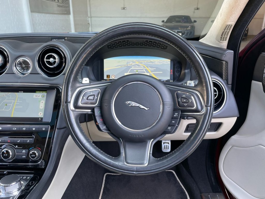 USED 2016 16 JAGUAR XJ 3.0 D V6 PORTFOLIO L 4d 296 BHP 