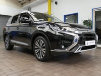 USED 2019 69 MITSUBISHI OUTLANDER 2.0 EXCEED 5d 148 BHP 7 SEATS SAT NAV LEATHER CAMERA 1 OWNER MITSUBISHI WARRANTY TILL SEPT 2024