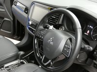 USED 2019 69 MITSUBISHI OUTLANDER 2.0 EXCEED 5d 148 BHP 7 SEATS SAT NAV LEATHER CAMERA 1 OWNER MITSUBISHI WARRANTY TILL SEPT 2024
