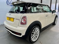 USED 2011 61 MINI HATCH COOPER 1.6 Cooper S Hatchback 3dr Petrol Manual Euro 5 (s/s) (184 ps) DAB,Air Con,6 Service Stamps