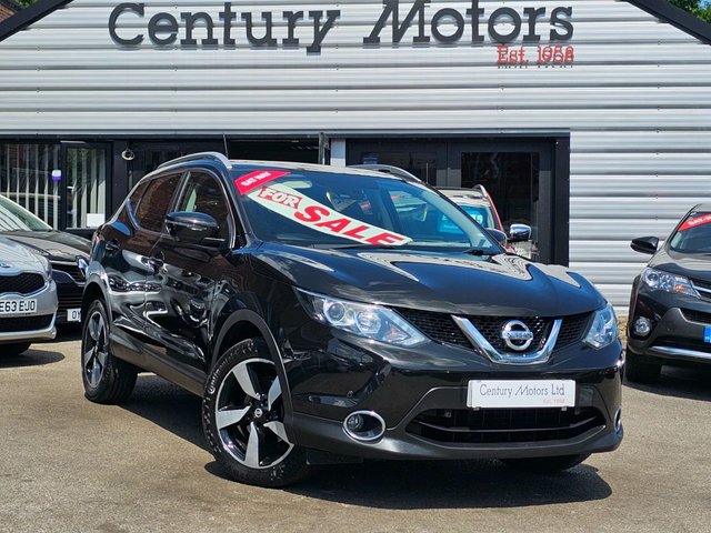2015 65 Nissan Qashqai 1.5 dCi N-TEC PLUS (Smart Vision) 5dr - GLASS ROOF
