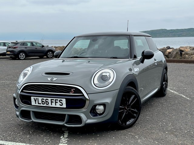 2017 66 MINI Hatch Cooper 2.0 COOPER S 3d 189 BHP