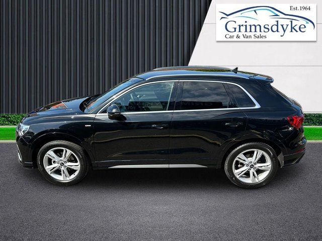 View our AUDI Q3