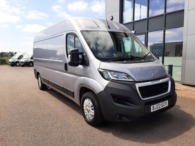 2022 22 Peugeot Boxer 2.2 BLUEHDI 335 L3 H2 PROFESSIONAL 140PS AIRCON 