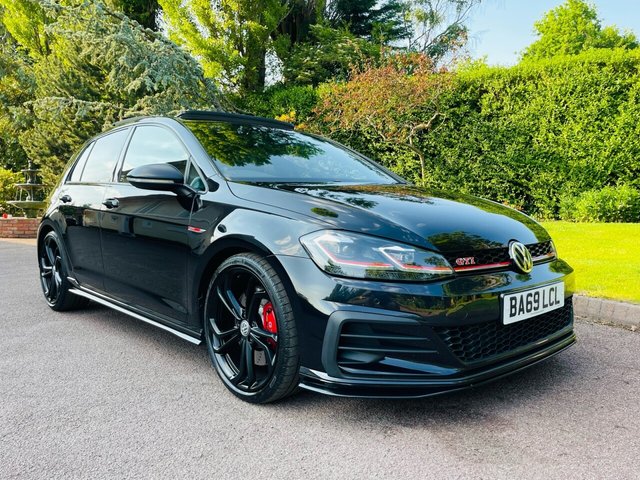 View our VOLKSWAGEN GOLF