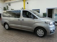 USED 2019 69 HYUNDAI i800 2.5 CRDI SE NAV 5d 134 BHP 8 SEATS SAT NAV HEATED SEATS PARKING SENSORS HYUNDAI WARRANTY TILL SEPTEMBER 2024