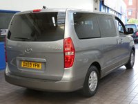 USED 2019 69 HYUNDAI i800 2.5 CRDI SE NAV 5d 134 BHP 8 SEATS SAT NAV HEATED SEATS PARKING SENSORS HYUNDAI WARRANTY TILL SEPTEMBER 2024