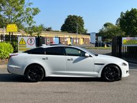 USED 2016 Y JAGUAR XJ 3.0 D V6 R-SPORT 4d 296 BHP 