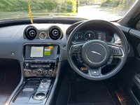 USED 2016 Y JAGUAR XJ 3.0 D V6 R-SPORT 4d 296 BHP 