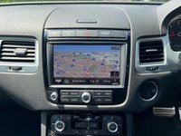 USED 2018 18 VOLKSWAGEN TOUAREG 3.0 V6 R-LINE PLUS TDI BLUEMOTION TECHNOLOGY 5d 259 BHP 