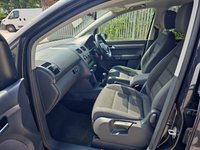 USED 2014 64 VOLKSWAGEN TOURAN 1.6 SE TDI BLUEMOTION TECHNOLOGY 5d 103 BHP 7 Seater.
