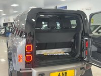 USED 2022 72 LAND ROVER DEFENDER 3.0 X-DYNAMIC SE MHEV 3d 246 BHP URBAN BODY KIT - CARBON BONNET - 1 OWNER FROM NEW & PAN SROOF!!
