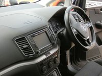 USED 2019 69 VOLKSWAGEN SHARAN 2.0 SE NAVIGATION TDI DSG 5d 148 BHP 7 SEAT SAT NAV PARKING SENSORS 1 OWNER 6 MONTHS GOLD WARRANTY