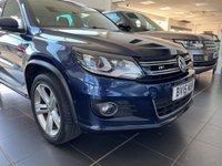 USED 2015 15 VOLKSWAGEN TIGUAN 2.0 R LINE TDI BLUEMOTION TECHNOLOGY 4MOTION 5d 175 BHP SAT NAV - BLUETOOTH HANDSFREE - USB INPUT - FRONT AND REAR PARK ASSIST