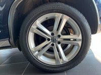 USED 2015 15 VOLKSWAGEN TIGUAN 2.0 R LINE TDI BLUEMOTION TECHNOLOGY 4MOTION 5d 175 BHP SAT NAV - BLUETOOTH HANDSFREE - USB INPUT - FRONT AND REAR PARK ASSIST