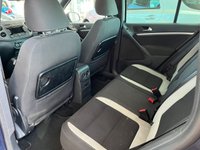 USED 2015 15 VOLKSWAGEN TIGUAN 2.0 R LINE TDI BLUEMOTION TECHNOLOGY 4MOTION 5d 175 BHP SAT NAV - BLUETOOTH HANDSFREE - USB INPUT - FRONT AND REAR PARK ASSIST