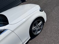 USED 2017 17 MERCEDES-BENZ E-CLASS 2.0 E 220 D AMG LINE 4d 192 BHP Striking White*Stylish*Luxury