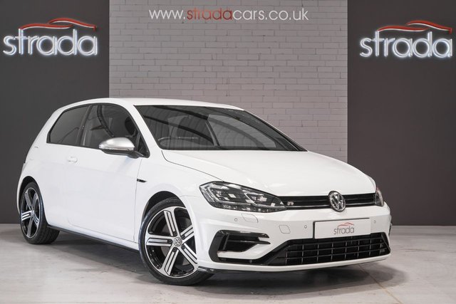 2018 T Volkswagen Golf 2.0 R TSI 3d 306 BHP