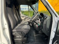 USED 2018 68 RENAULT MASTER 2.3 LHL35 BUSINESS ENERGY DCI 145 BHP HIGH ROOF VAN  Fully Documented Service History