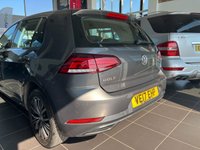 USED 2017 17 VOLKSWAGEN GOLF 1.6 SE NAVIGATION TDI BLUEMOTION TECHNOLOGY DSG 5d 114 BHP 1 FORMER OWNER