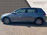 USED 2017 17 VOLKSWAGEN GOLF 1.6 SE NAVIGATION TDI BLUEMOTION TECHNOLOGY DSG 5d 114 BHP 1 FORMER OWNER