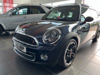 USED 2011 61 MINI CLUBMAN 2.0 COOPER D HAMPTON 5d 110 BHP NAVIGATION - BLUETOOTH HANDSFREE - PANORAMIC SUNROOF - REAR PARK ASSIST - HEATED FRONT SEATS