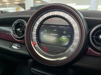 USED 2011 61 MINI CLUBMAN 2.0 COOPER D HAMPTON 5d 110 BHP NAVIGATION - BLUETOOTH HANDSFREE - PANORAMIC SUNROOF - REAR PARK ASSIST - HEATED FRONT SEATS