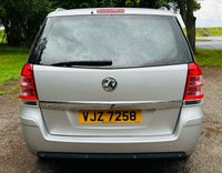 USED 2014 VAUXHALL ZAFIRA 1.6 DESIGN 5d 113 BHP WAV / HOIST FITTED AIR CONDITIONING REAR PARKING SENSORS