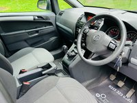 USED 2014 VAUXHALL ZAFIRA 1.6 DESIGN 5d 113 BHP WAV / HOIST FITTED AIR CONDITIONING REAR PARKING SENSORS