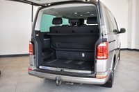 USED 2016 16 VOLKSWAGEN CARAVELLE 2.0 EXECUTIVE TDI BMT 5d 148 BHP Discover Nav, App Connect