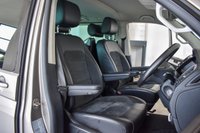 USED 2016 16 VOLKSWAGEN CARAVELLE 2.0 EXECUTIVE TDI BMT 5d 148 BHP Discover Nav, App Connect