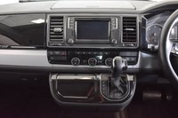 USED 2016 16 VOLKSWAGEN CARAVELLE 2.0 EXECUTIVE TDI BMT 5d 148 BHP Discover Nav, App Connect