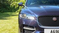 USED 2016 16 JAGUAR F-PACE 2.0d (180) R-Sport 5dr Automatic AWD Euro 6 (Sliding Panoramic Sunroof, Cold Climate Pack, Privacy) !! NATIONWIDE DELIVERY AVAILABLE !!