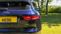 USED 2016 16 JAGUAR F-PACE 2.0d (180) R-Sport 5dr Automatic AWD Euro 6 (Sliding Panoramic Sunroof, Cold Climate Pack, Privacy) !! NATIONWIDE DELIVERY AVAILABLE !!
