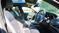 USED 2016 16 JAGUAR F-PACE 2.0d (180) R-Sport 5dr Automatic AWD Euro 6 (Sliding Panoramic Sunroof, Cold Climate Pack, Privacy) !! NATIONWIDE DELIVERY AVAILABLE !!