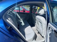 USED 2000 M MERCEDES-BENZ C-CLASS 2.6 C240 ELEGANCE 4d 170 BHP AUTOMATIC!!!, GOOD SERVICE HISTORY, NEW MOT, CLIMATE CONTROL, HALF LEATHER INTERIOR, INCH ALLOYS,  MULTI FUNCTION STEERING WHEEL, CRUISE CONTROL, SPEED LIMITER, AUTOMATIC LIGHTS AND 1 KEY.