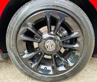 USED 2014 14 MG 3 1.5 3 STYLE LUX VTI-TECH 5d 106 BHP AIR CONDITIONING BLUETOOTH DAB RADIO