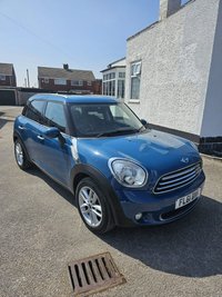 USED 2011 61 MINI COUNTRYMAN 1.6 COOPER 5d 122 BHP 
