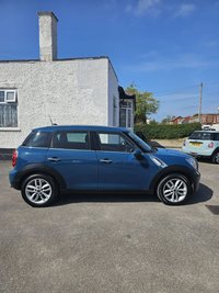 USED 2011 61 MINI COUNTRYMAN 1.6 COOPER 5d 122 BHP 
