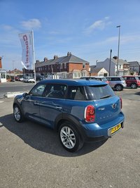 USED 2011 61 MINI COUNTRYMAN 1.6 COOPER 5d 122 BHP 