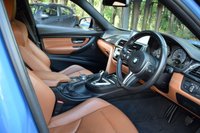USED 2016 B BMW M3 3.0 M3 4d 426 BHP HUD / CARBON / EXT LEATHER