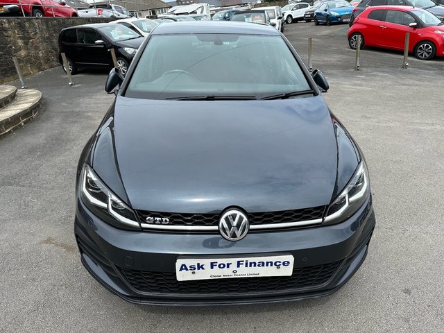 2018 VOLKSWAGEN, GOLF - Photo 3
