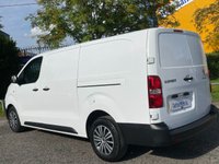 USED 2018 67 PEUGEOT EXPERT 2.0 BLUE HDI PROFESSIONAL LONG 120 BHP TWIN SIDE LOADING DOORS Air Con & Satellite Navigation